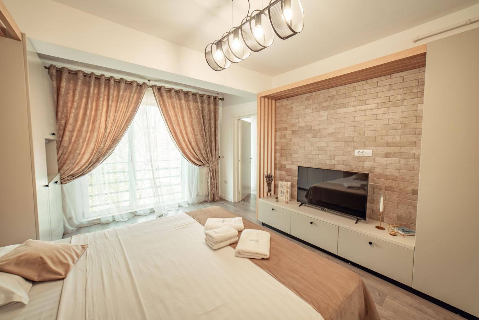 Palas Mall - Cozy Studios And Flats Iasi Eksteriør billede